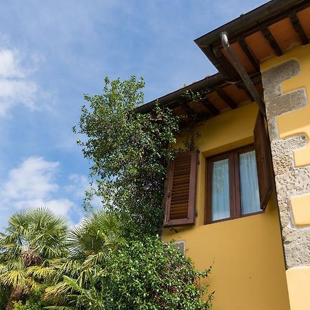 Agriturismo Le Fontanacce เปสเชีย ภายนอก รูปภาพ