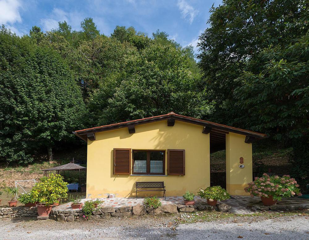 Agriturismo Le Fontanacce เปสเชีย ภายนอก รูปภาพ