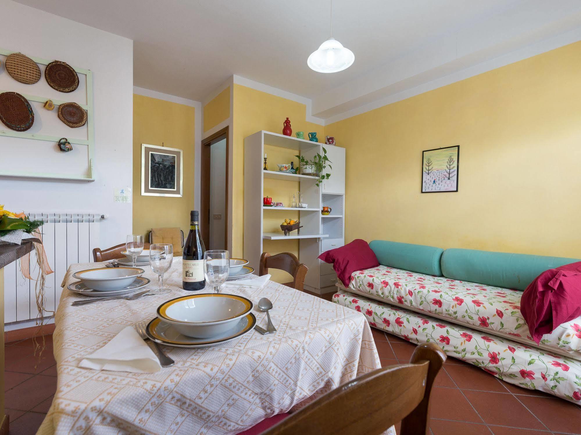 Agriturismo Le Fontanacce เปสเชีย ภายนอก รูปภาพ